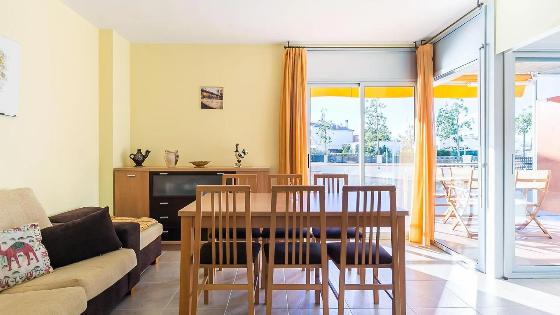 Apartamento Con Tres Piscinas En Santa Margarita, A 1Km De La Playa - Es-228-123 Roses
