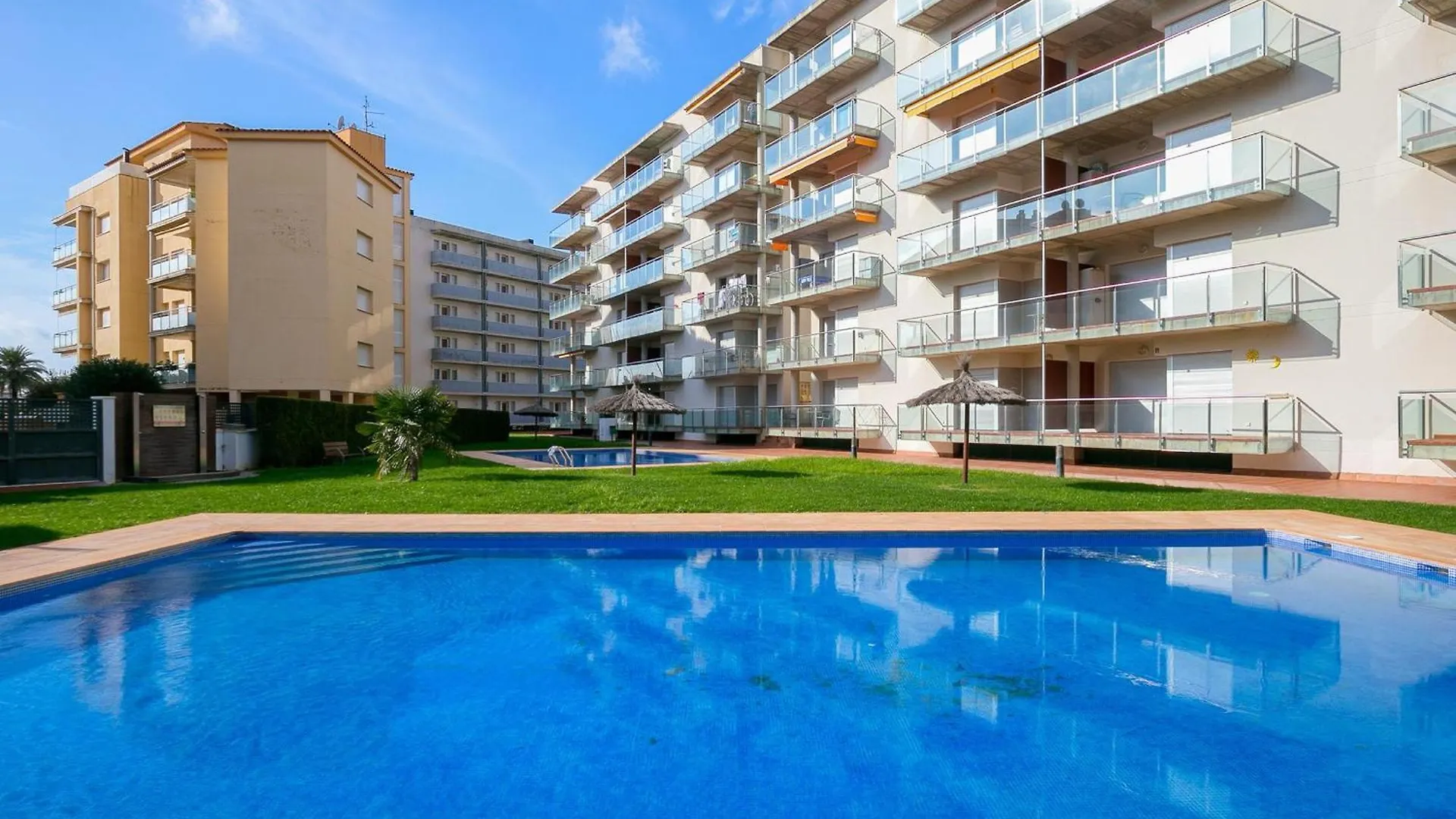 Apartmán Apartamento Con Tres Piscinas En Santa Margarita, A 1Km De La Playa - Es-228-123 Roses